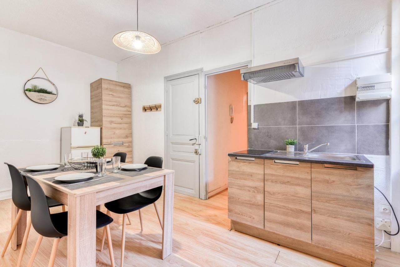 Le Central - Wifi - Tout A Pied Appartement Carcassonne Buitenkant foto